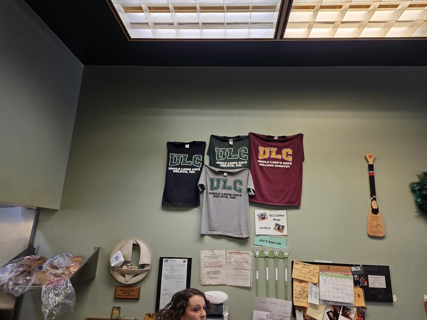 Uncle Loui's Cafe